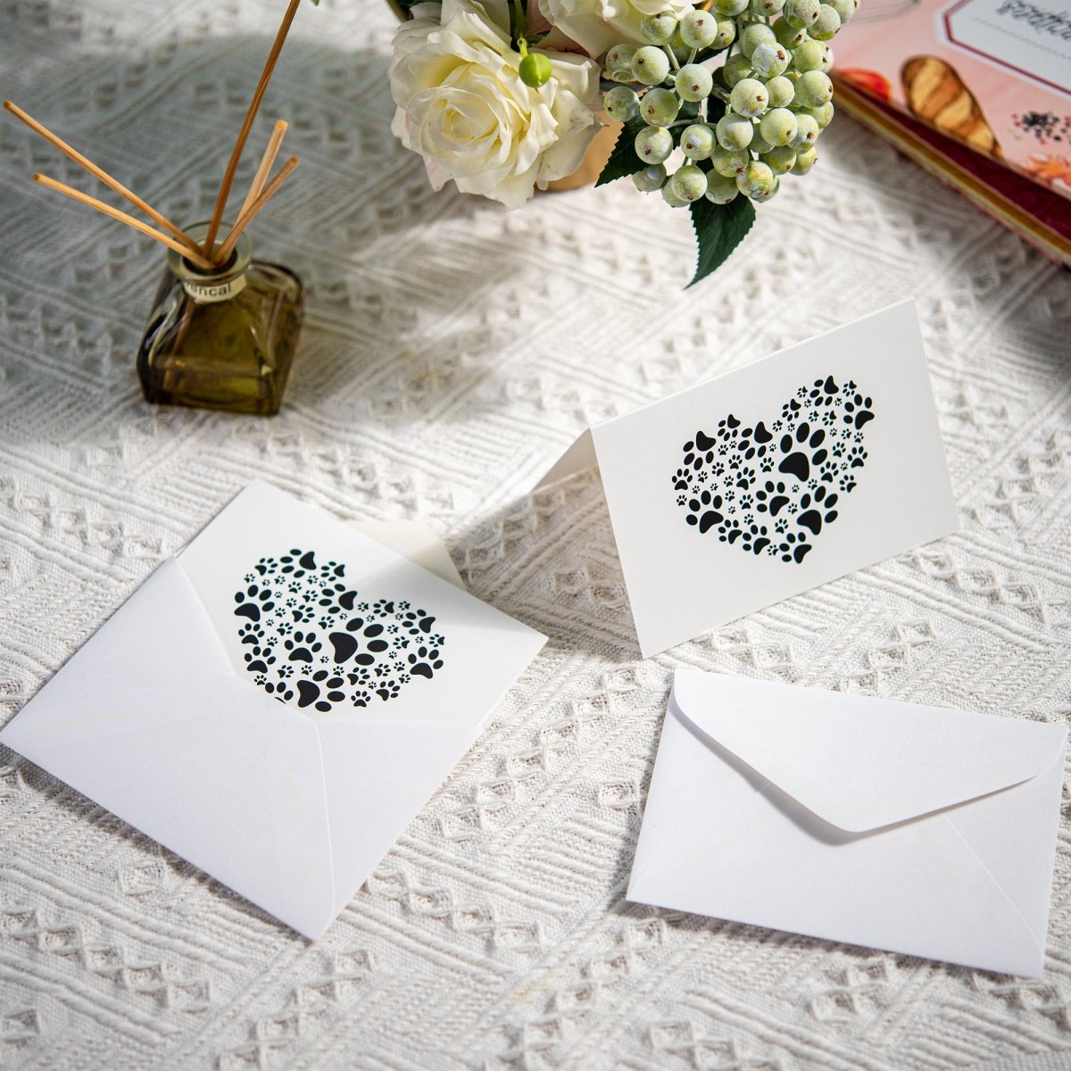 12 Pack Paw Print Heart Note Cards (12 Cards/Pack)