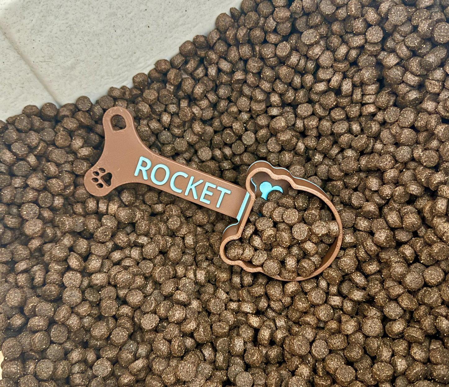 Pet Food Scoop, Personalized w/ Name, 2-Tone Colors